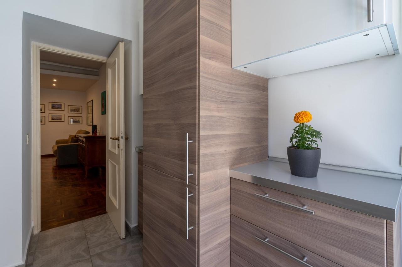 Appartamento Elegante Con Terrazzino Nel Centro Di Napoli Extérieur photo